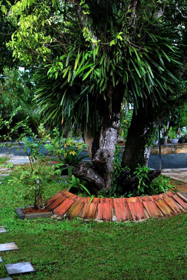 Triple Edge Villa Unawatuna Exterior foto